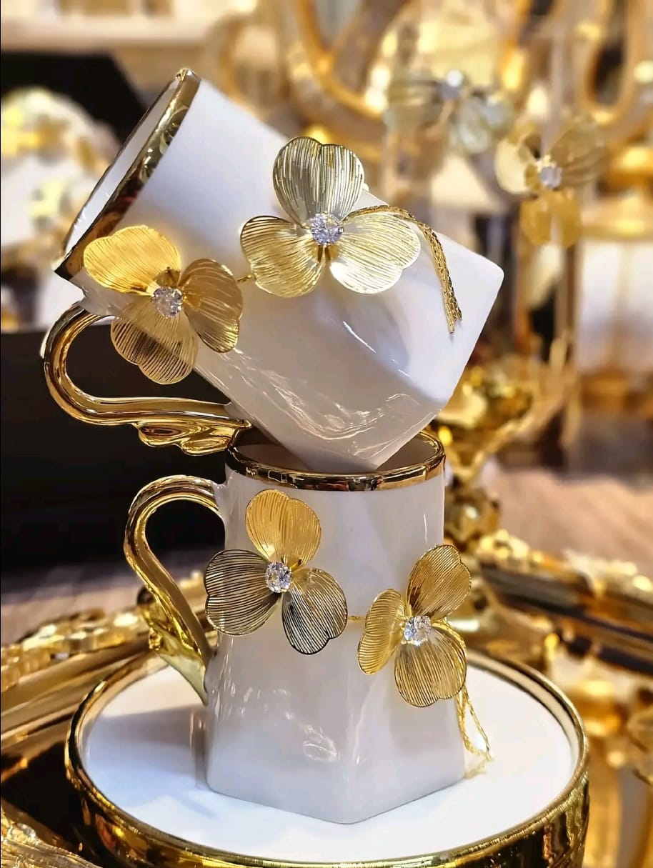 Luxury Gold Butterfly Ceramic Mug with Plate – Elegant Gift Set