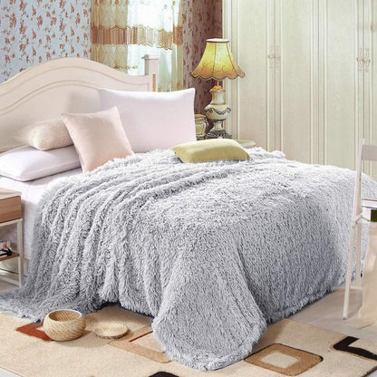 Super Soft Shaggy Faux Fur Throw Blanket, Plush Fuzzy Sherpa Throw Blanket for Couch, Cozy Fluffy Light Grey Blankets for Bed Chair Sofa, 60'' X 80''