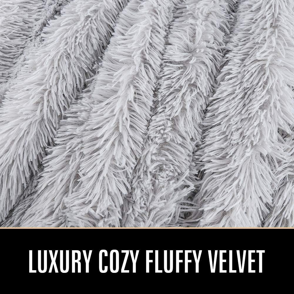 Super Soft Shaggy Faux Fur Throw Blanket, Plush Fuzzy Sherpa Throw Blanket for Couch, Cozy Fluffy Light Grey Blankets for Bed Chair Sofa, 60'' X 80''